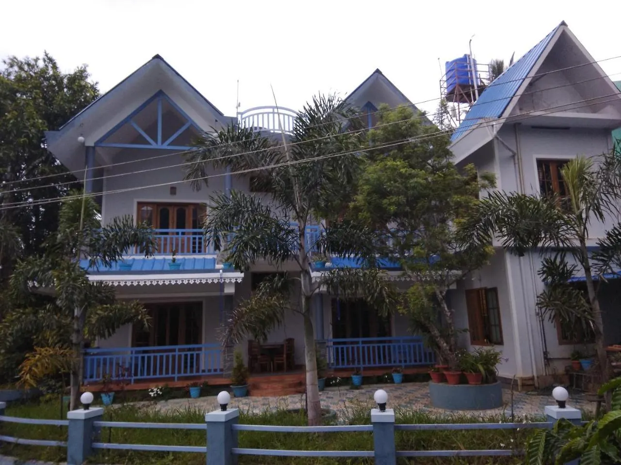 Munnar Blue Mist Bed & Breakfast 3*,  Hindistan