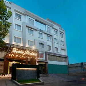 Hotel Costa Riviera Varanasi